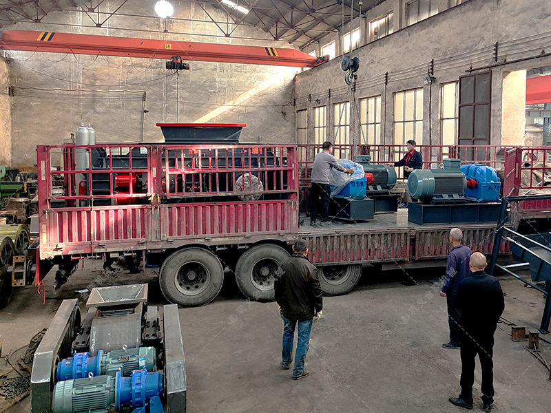 两台2PG1510液压对辊蜜柚免费观看视频在线发往湖北襄阳